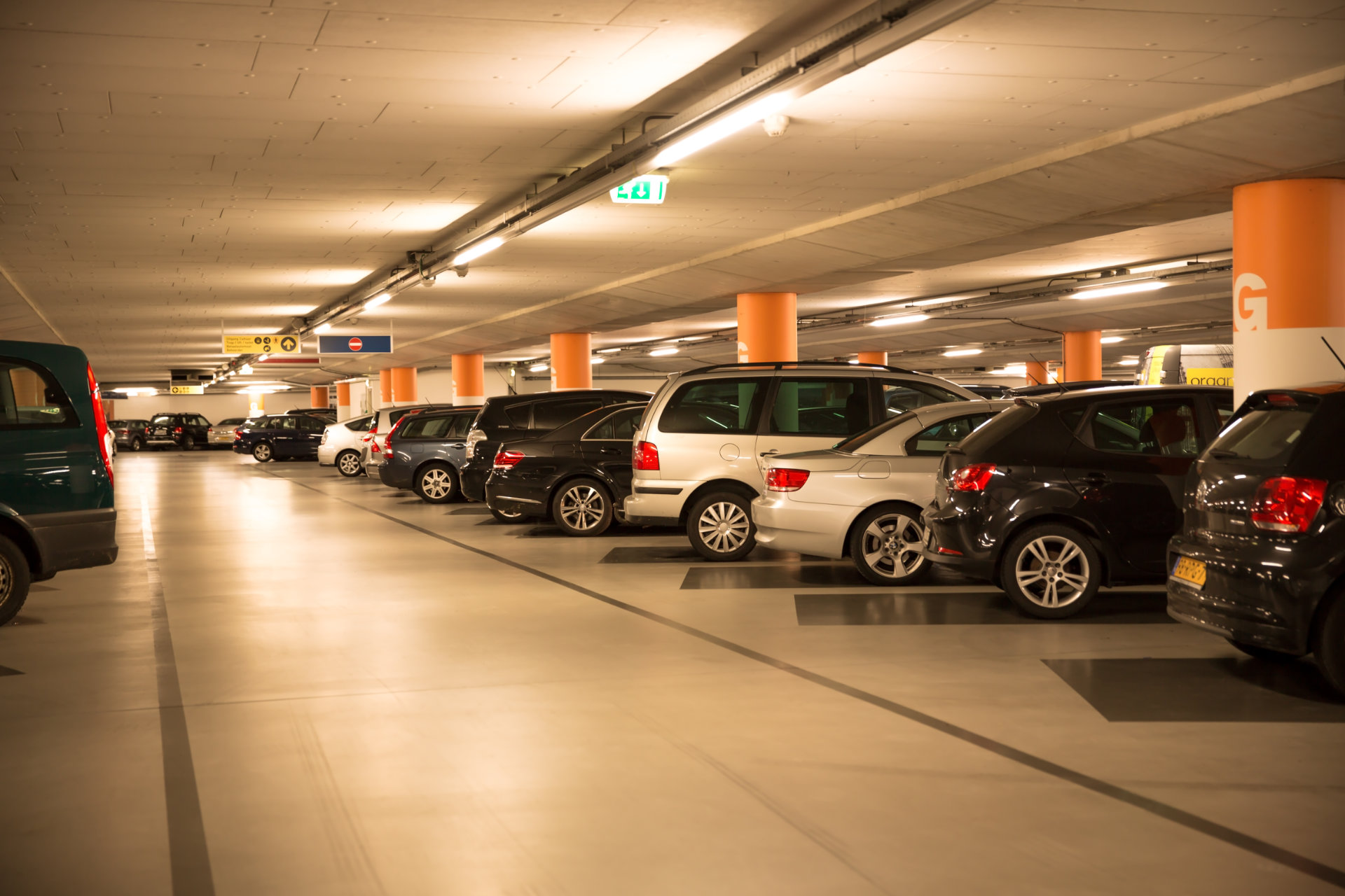 Verlichting in Arnhemse parkeergarages
